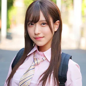 佐藤しお、制服姿で大胆不敵!? 豊満な果実と最奥愛の独占映像 佐藤しお