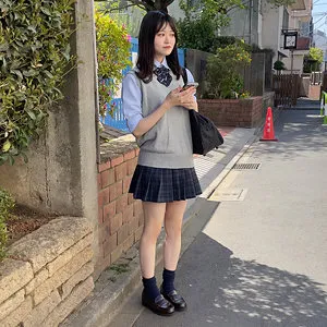 小森はるき、白パンツで魅せる美少女の口内奉仕と最奥愛 小森はるき
