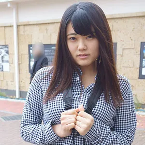 須崎まどか、豊満なJDがハイビジョンで魅せる！琴梨の美しさ 須崎まどか