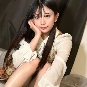 北岡果林の艶やかさ！最奥まで愛でる、美少女のツルツル美ボディ 北岡果林