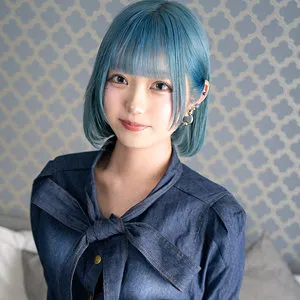 【るるちゃ。】るるちゃのプライベートに密着！最奥愛のヒミツとスレンダーボディ るるちゃ。