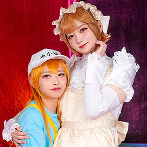 愛し合うKちゃんとMさん…美しきニューハーフのコスプレ愛！