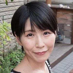 酒井のん、水着姿で魅せる…！大人の女性のヒミツに迫るハイビジョン映像 酒井のん