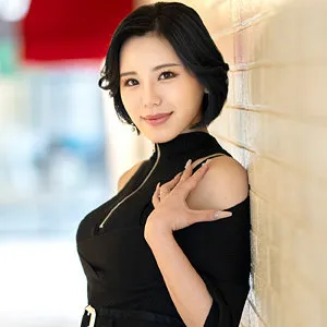 藤子みおの艶やかローション＆オイル！禁断の愛と4K美ボディ 藤子みお