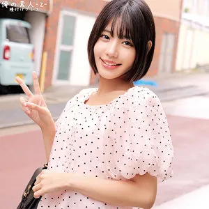 梅田みなみ、最奥まで見せつける4K美少女！清楚な制服姿にドキドキ 梅田みなみ