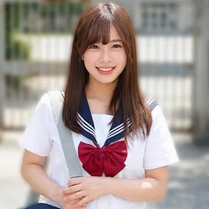 若葉結希、清楚な制服姿で魅せる！4Kハイビジョン美少女の最奥愛充填 若葉結希