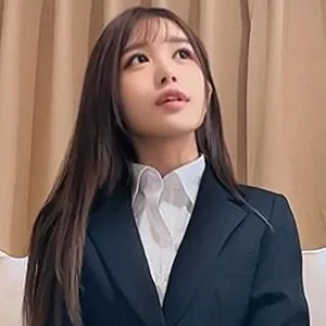 乃木絢愛と過ごす極上のエステ体験？4Kで見る美乳＆リフレッシュ 乃木絢愛