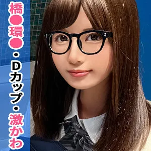 朝比奈ななせ、秘密の道具で魅せる…？プライベートな制服姿をハイビジョンで 朝比奈ななせ