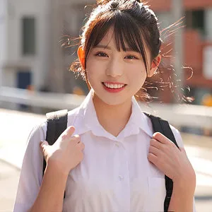 制服女子・ひかり唯、独占ハイビジョンで最奥まで愛の充填！ ひかり唯