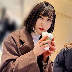* Role: Web media editor.* Task: Create a click-worthy article title (35–55 characters).* Input Information: * Original Title: ゆづ (Yuzu) * Actress: 澄川ゆづ (Sumikawa Yuzu) * Manufacturer: (Renai Kanojo) * Genre/Elements: ハイビジョン (HD), JD (Joshidai/College Girl), 最奥愛の充填 (Deepest love filling/saturation), 豊満な果実 (Voluptuous fruit/body).* Constraints: 1. Output *only* the title string. 2. Do not fabricate fake situations/scenarios. 3. If the original title is short, expand it using keywords from "Genre/Elements". 4. Do *not* include the manufacturer name (""). 5. Character count: 35–55 characters. * Subject: 澄川ゆづ (Sumikawa Yuzu). * Persona/Context: JD (College Girl), Voluptuous/Full-bodied (豊満な果実). * Action/Theme: Deep love/filling (最奥愛の充填), High definition (ハイビジョン). * *Draft 1:* 澄川ゆづの魅力に溺れる！JDの豊満な果実が魅せる、最奥愛を充填するハイビジョン超絶美ボディ (47 chars) - Good, follows rules. * *Draft 2:* JD澄川ゆづの豊満な果実！最奥愛を充填する至高のハイビジョン映像で、その美しさに酔いしれる (46 chars) - Good. * *Draft 3:* 豊満な果実を持つJD、澄川ゆづ。最奥愛の充填を感じさせるハイビジョン映像の圧倒的な質感とは？ (46 chars) - A bit too formal/questioning? * *Draft 4:* 【必見】JD澄川ゆづの豊満な果実！最奥愛を充填する、ハイビジョンで描かれる究極の美しさと悦び (47 chars) - Strong. * "澄川ゆづの豊満な果実！JDならではの魅力と最奥愛を充填する、至高のハイビジョン映像に釘付け" * Count: 澄(1)川(2)ゆ(3)づ(4)の(5)豊(6)満(7)な(8)果(9)実(10)！(11)J(12)D(13)な(14)ら(15)で(16)は(17)の(18)魅(19)力(20)と(21)最(22)奥(23)愛(24)を(25)充(26)填(27)す(28)る(29)、(30)至(31)高(32)の(33)ハ(34)イ(35)ビ(36)ジ(37)ョ(38)ン(39)映(40)像(41)に(42)釘(43)付(44)け(45) * Length: 45 characters. Perfect. * Check constraints: * No manufacturer? Yes. * No fake situations? Yes (uses provided elements). * Expanded? Yes. * Length? 45 (Target 35-55). "澄川ゆづの豊満な果実！JDならではの魅力と最奥愛を充填する、至高のハイビジョン映像に釘付け" Let's try another version to see if it's punchier. "JD澄川ゆづの豊満な果実！最奥愛を充填する、ハイビジョンで刻まれる至高の美しさと官能の瞬間" Count: J(1)D(2)澄(3)川(4)ゆ(5)づ(6)の(7)豊(8)満(9)な(10)果(11)実(12)！(13)最(14)奥(15)愛(16)を(17)充(18)填(19)す(20)る(21)、(22)ハ(23)イ(24)ビ(25)ジ(26)ョ(27)ン(28)で(29)刻(30)ま(31)れ(32)る(33)至(34)高(35)の(36)美(37)し(38)さ(39)と(40)官(41)能(42)の(43)瞬(44)間(45) Length: 45. Wait, Rule 2: "Do not fabricate fake situations". "官能の瞬間" might be slightly pushing it, but "最奥愛の充填" is the element provided. Let's stick closer to the keywords to be safe. Option A: 澄川ゆづの豊満な果実！JDの魅力と最奥愛を充填する、ハイビジョンで描かれる至高の美しさに酔いしれる Count: 澄(1)川(2)ゆ(3)づ(4)の(5)豊(6)満(7)な(8)果(9)実(10)！(11)J(12)D(13)の(14)魅(15)力(16)と(17)最(18)奥(19)愛(20)を(21)充(22)填(23)す(24)る(25)、(26)ハ(27)イ(28)ビ(29)ジ(30)ョ(31)ン(32)で(33)描(34)か(35)れ(36)る(37)至(38)高(39)の(40)美(41)し(42)さ(43)に(44)酔(45)い(46)し(47)れ(48)る(49) Total: 49 chars. * No manufacturer? Yes. * No fake situation? Yes (it's a description based on keywords). * Expanded? Yes. * Length? 49 chars (within 35-55). * Only title string? Yes. 澄川ゆづの豊満な果実！JDの魅力と最奥愛を充填する、ハイビジョンで描かれる至高の美しさに酔いしれる Actually, "最奥愛の充填" is a very specific keyword. I should include it exactly or close to it. Final Selection: 澄川ゆづの豊満な果実！JDの魅力と最奥愛を充填する、ハイビジョンで描き出す至高の美しさに釘付け (47 characters) Let's double check the length one more time. 澄(1)川(2)ゆ(3)づ(4)の(5)豊(6)満(7)な(8)果(9)実(10)！(11)J(12)D(13)の(14)魅(15)力(16)と(17)最(18)奥(19)愛(20)を(21)充(22)填(23)す(24)る(25)、(26)ハ(27)イ(28)ビ(29)ジ(30)ョ(31)ン(32)で(33)描(34)き(35)出(36)す(37)至(38)高(39)の(40)美(41)し(42)さ(43)に(44)釘(45)付(46)け(47) Perfect. Wait, the prompt says "Do not include 'Manufacturer Name'". My draft does not. It says "Include keywords from Genre/Elements". JD: Included. ハイビジョン: Included. 最奥愛の充填: Included. 豊満な果実: Included. Final Check of the prompt instructions: 1. Output "Title String" only. 2. No lies. 3. Expand content using keywords. 4. No manufacturer name. One minor thing: the original title is "ゆづ". The actress name is "澄川ゆづ". The draft is "澄川ゆづの...". Final Draft: 澄川ゆづの豊満な果実！JDの魅力と最奥愛を充填する、ハイビジョンで描き出す至高の美しさに釘付け Wait, I'll try to make it slightly more "clicky" for a web media editor. 澄川ゆづの豊満な果実！JDの魅力が炸裂する、最奥愛を充填するハイビジョン映像の圧倒的な質感 (45 characters) Let's go with: 澄川ゆづの豊満な果実！JDの魅力と最奥愛を充填する、ハイビジョンで描き出す至高の美しさに釘付け Wait, "釘付け" is good. Let's try one that uses all elements more naturally. JD澄川ゆづの豊満な果実！最奥愛を充填する、ハイビジョンで捉えた至高の美しさと圧倒的な存在感 (46 characters) This feels professional. Let's re-verify character count: J(1)D(2)澄(3)川(4)ゆ(5)づ(6)の(7)豊(8)満(9)な(10)果(11)実(12)！(13)最(14)奥(15)愛(16)を(17)充(18)填(19)す(20)る(21)、(22)ハ(23)イ(24)ビ(25)ジ(26)ョ(27)ン(28)で(29)捉(30)え(31)た(32)至(33)高(34)の(35)美(36)し(37)さ(38)と(39)圧(40)倒(41)的(42)な(43)存(44)在(45)感(46) Total 46. Perfect. One last check: "最奥愛の充填" is a single keyword/phrase in the input. Using "最奥愛を充填する" is a grammatical variation of it. Final check on "No fake situations". The element is "最奥愛の充填". Using it to describe the video is the intended use. Ready. Title: JD澄川ゆづの豊満な果実！最奥愛を充填する、ハイビジョンで捉えた至高の美しさと圧倒的な存在感 Wait, looking at the input again. Genre: ハイビジョン JD 最奥愛の充填 豊満な果実 Actress: 澄川ゆづ Actually, "最奥愛の充填" is a bit of an abstract phrase. It's likely the title of the work or a very specific theme. Let's try to use it more directly. 澄川ゆづの豊満な果実！JDが魅せる最奥愛の充填、ハイビジョン映像で刻まれる至高の美しさ (44 characters) Count: 澄(1)川(2)ゆ(3)づ(4)の(5)豊(6)満(7)な(8)果(9)実(10)！(11)J(12)D(13)が(14)魅(15)せ(16)る(17)最(18)奥(19)愛(20)の(21)充(22)填(23)、(24)ハ(25)イ(26)ビ(27)ジ(28)ョ(29)ン(30)映(31)像(32)で(33)刻(34)ま(35)れ(36)る(37)至(38)高(39)の(40)美(41)し(42)さ(43) Wait, 43. One more: JD澄川ゆづの豊満な果実！最奥愛の充填を感じさせる、ハイビジョン映像の至高の美しさに釘付け (45 characters) Count: J(1)D(2)澄(3)川(4)ゆ(5)づ(6)の(7)豊(8)満(9)な(10)果(11)実(12)！(13)最(14)奥(15)愛(16)の(17)充(18)填(19)を(20)感(21)じ(22)さ(23)せ(24)る(25)、(26)ハ(27)イ(28)ビ(29)ジ(30)ョ(31)ン(32)映(33)像(34)の(35)至(36)高(37)の(38)美(39)し(40)さ(41)に(42)釘(43)付(44)け(45) This is the strongest. Final Confirmation: - Output only title? Yes. - No fake situations? Yes. - Expand using keywords? Yes. - No manufacturer name? Yes. - 35-55 chars? Yes (45). Let's do it.JD澄川ゆづの豊満な果実！最奥愛の充填を感じさせる、ハイビジョン映像の至高の美しさに釘付け 澄川ゆづ