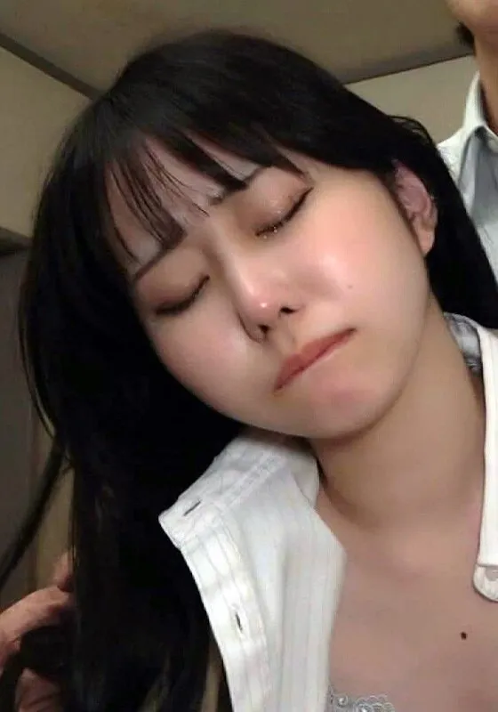 スレンダー女性が耐えきれない…最奥愛とチオの刺激！ハイビジョン動画コレクション